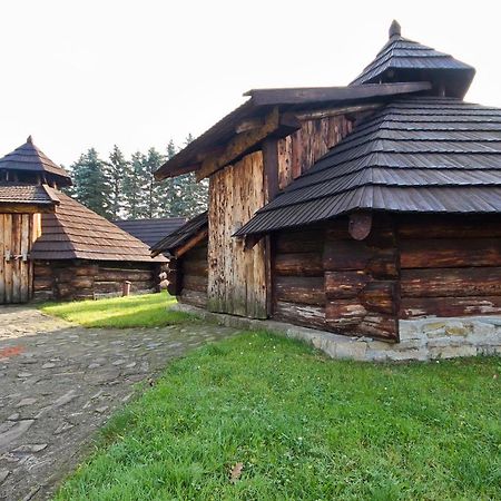 Dom Sportowca Blonie - Mosir Otel Sanok Dış mekan fotoğraf