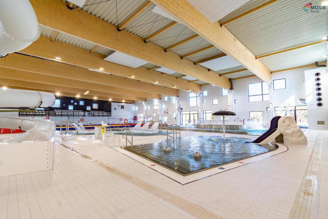 Dom Sportowca Blonie - Mosir Otel Sanok Dış mekan fotoğraf