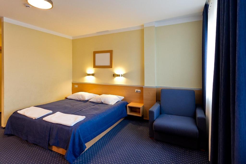Dom Sportowca Blonie - Mosir Otel Sanok Dış mekan fotoğraf